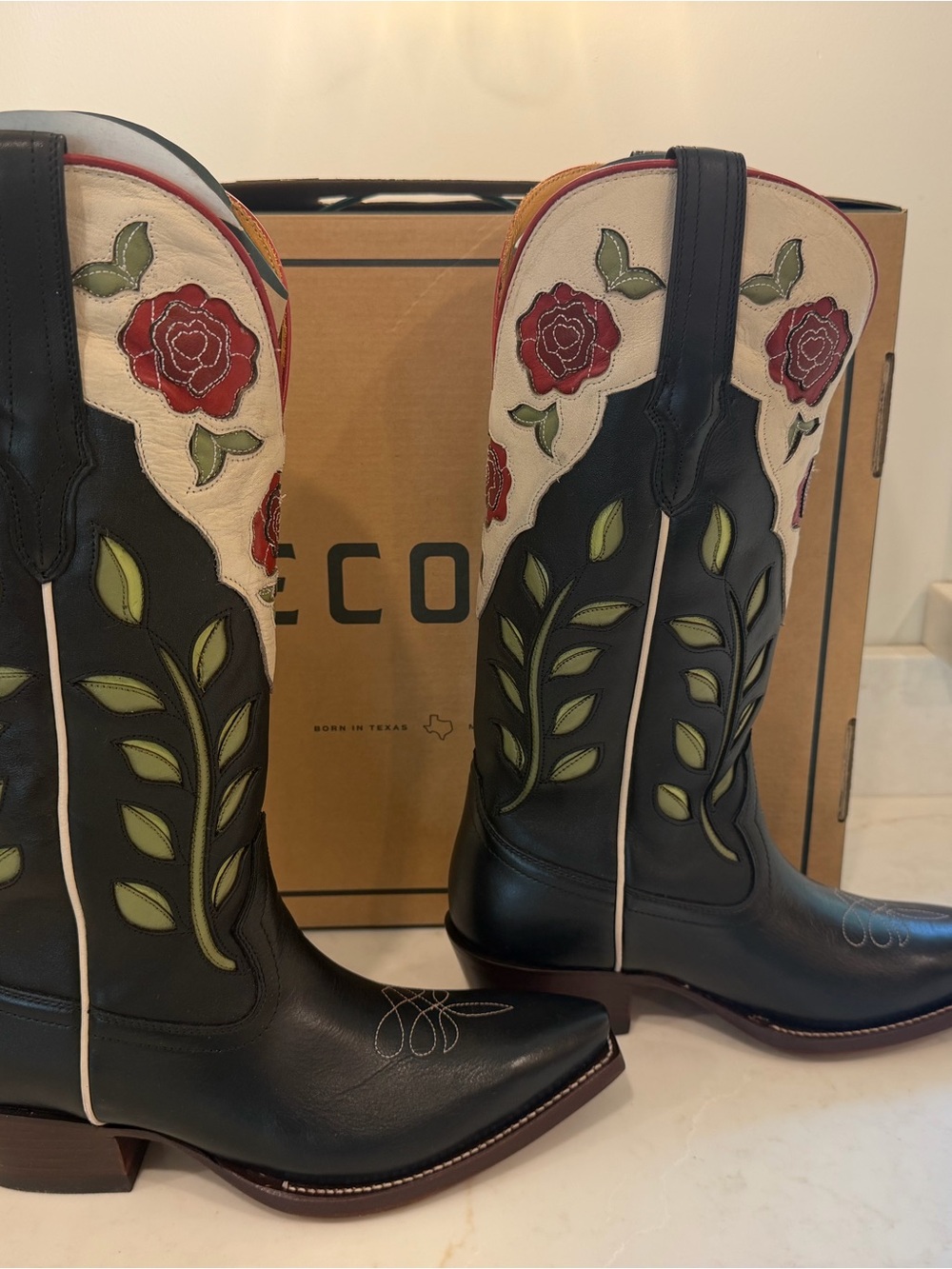 NEW!!! Tecovas ‘Annie’ Roses Cowboy Western Boot Limited Edition size 8-8.5 - Picture 6 of 12